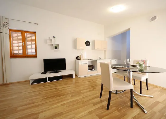 Mareta Apartman Zára